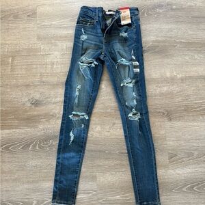 Levi's Distressed Dark Blue Ankle Jeans